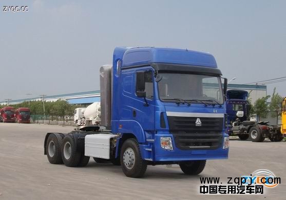 中國(guó)重汽豪運(yùn)重卡汽車配件 前大燈總成新款老款/NZ9525720007