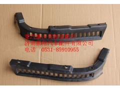 AZ1642240051,重汽豪沃保險(xiǎn)杠左裝飾條,濟(jì)南鵬翔汽車配件有限公司